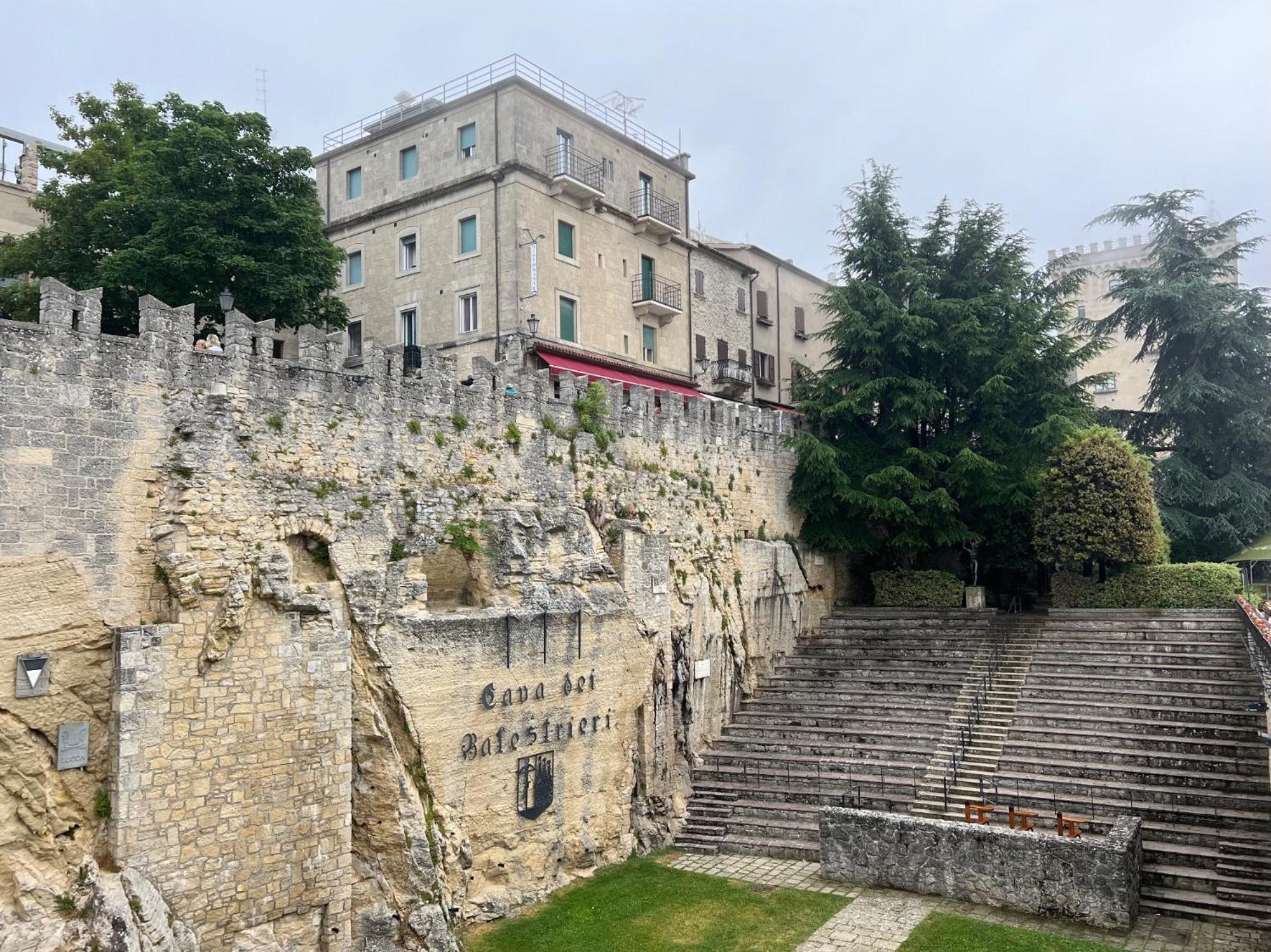 Garden Village San Marino Exterior photo